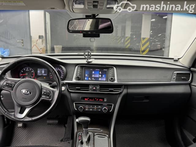 Kia K5 II 2.0 AT