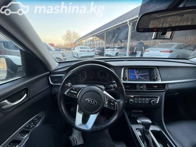Kia K5 II 2.0 AT