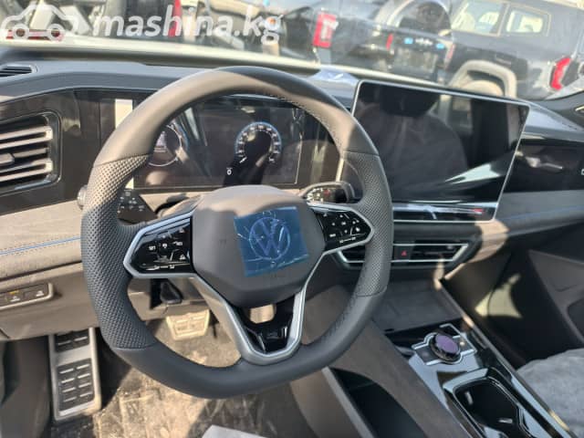 Volkswagen Tiguan III (China Market) 2.0 AMT