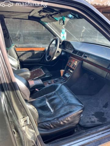 Mercedes-Benz W124 280 2.8 MT