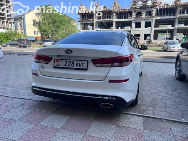 Kia K5 II 2.0 AT