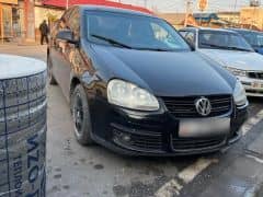 Volkswagen Jetta V 1.6 AT