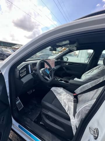 Volkswagen Tiguan II (China Market) L 2.0 AMT 4WD
