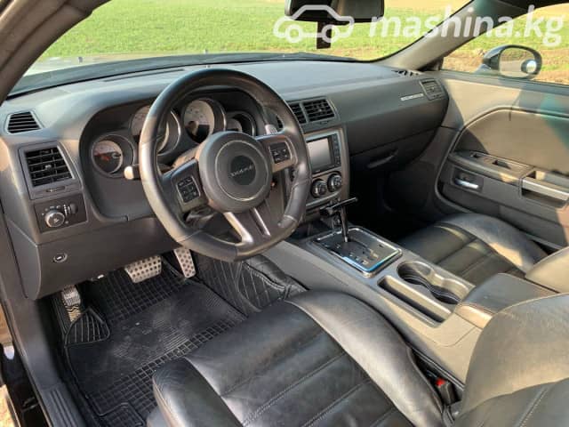 Dodge Challenger III Рестайлинг 3.6 AT