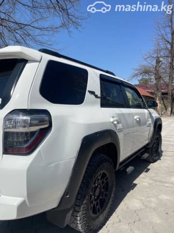 Toyota 4Runner V Рестайлинг 4.0 AT 4WD
