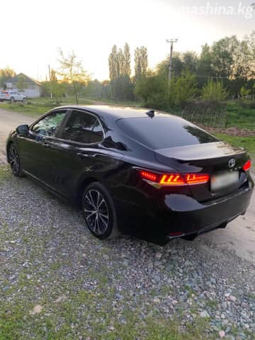 Toyota Camry VIII (XV70) 2.5 AT