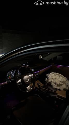 Lexus ES VI Рестайлинг 300h 2.5hyb CVT