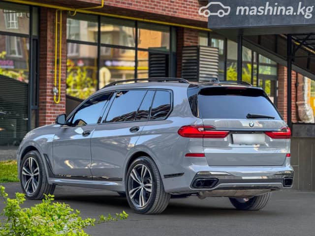 BMW X7 I (G07) M50i 4.4 AT 4WD