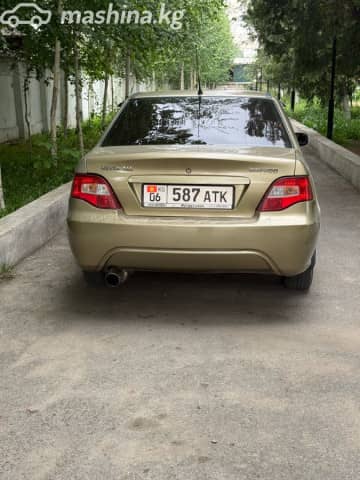 Daewoo Nexia I Рестайлинг 1.6 MT