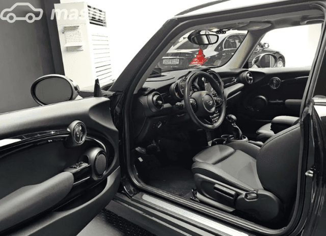 MINI Hatch III (F55/F56) Рестайлинг One 1.5 AMT