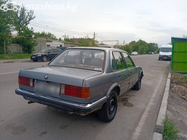 BMW 3 серии II (E30) 318i 1.8 MT