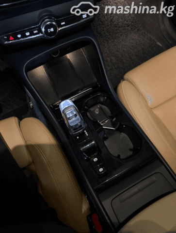 Volvo XC40 I 2.0 AT 4WD