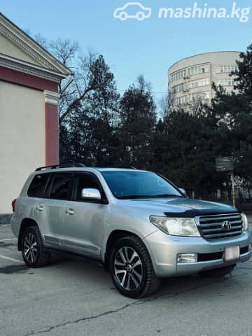 Toyota Land Cruiser 200 Series 4.5d AT 4WD