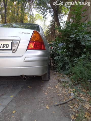 Suzuki Liana I Рестайлинг 1.6 MT
