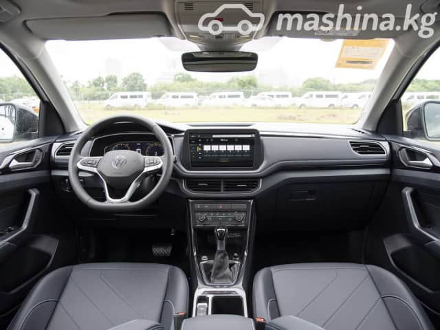 Volkswagen Tharu XR 1.5 AT