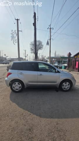 Toyota Ist I 1.3 AT