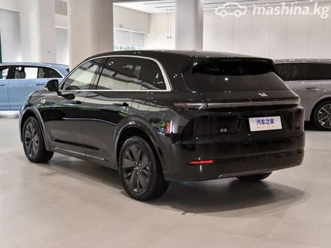 LiXiang L7 Рестайлинг 1.5hyb AT 4WD