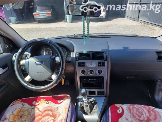 Ford Mondeo III 1.8 MT