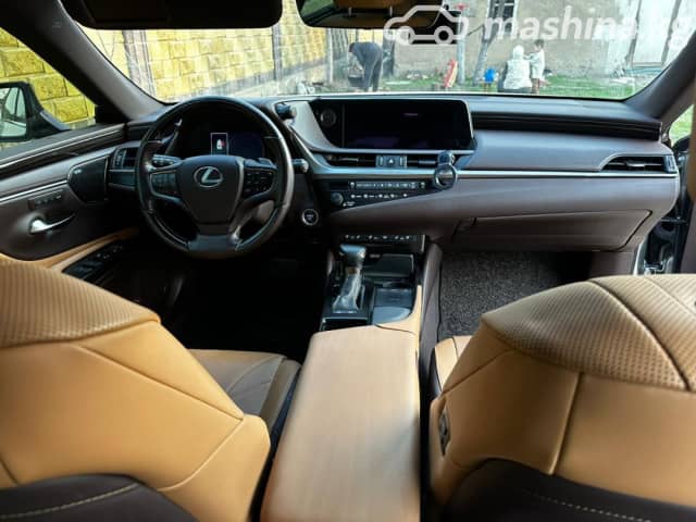 Lexus ES VII 300h 2.5hyb CVT