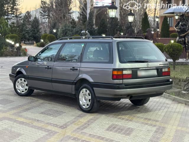 Volkswagen Passat B3 1.8 MT
