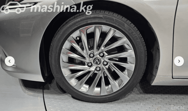 Lexus ES VII 300h 2.5hyb CVT