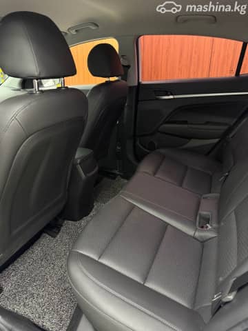 Hyundai Avante VI Рестайлинг 1.6 CVT