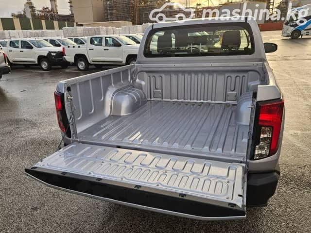 Toyota Hilux VIII Рестайлинг 2.8d MT 4WD