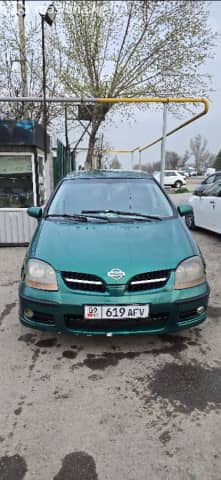 Nissan Almera Tino 1.8 MT