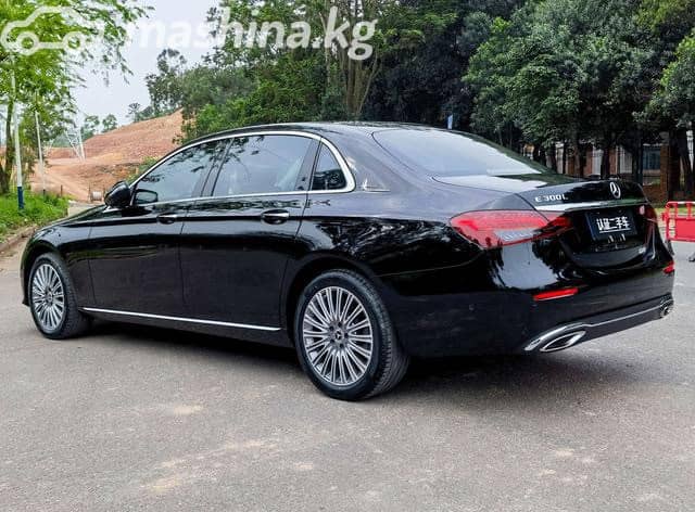 Mercedes-Benz E-Класс V (W213, S213, C238) Рестайлинг 300 L 2.0 AT