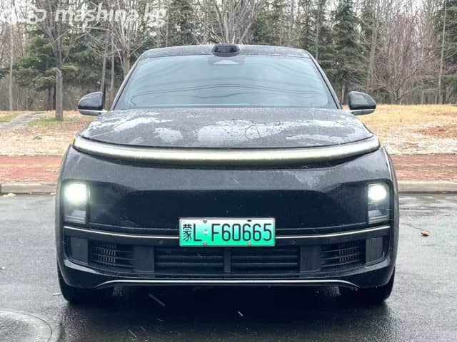 LiXiang L9 Рестайлинг 1.5hyb AT 4WD