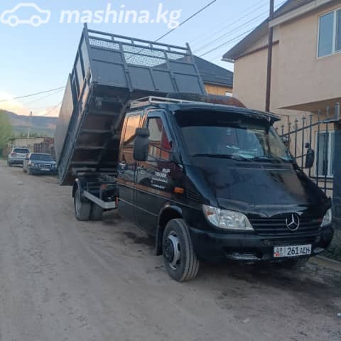 Mercedes-Benz Самосвал (6х2)