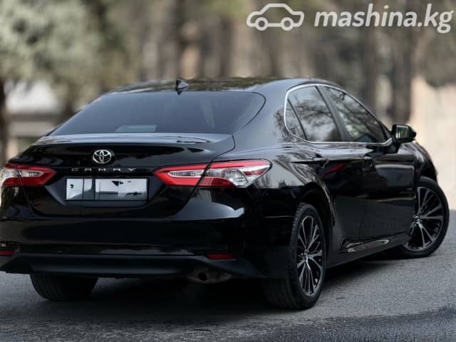 Toyota Camry VIII (XV70) 2.5 AT