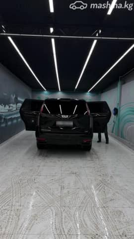Cadillac Escalade V 6.2 AT 4WD