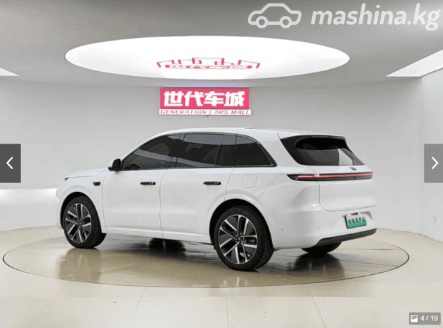 LiXiang L6 1.5hyb AT 4WD