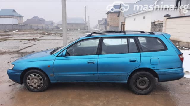 Toyota Carina VI (T190) E 1.8 MT