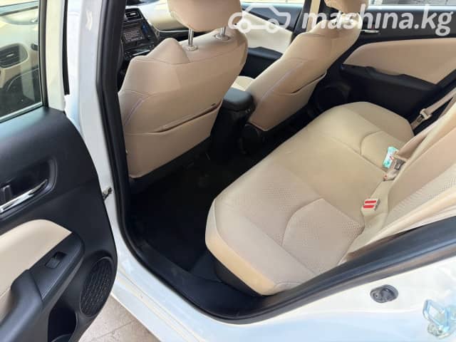 Toyota Prius IV Рестайлинг (XW50) 1.8hyb AT