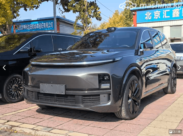 LiXiang L9 Max 1.5hyb AT 4WD