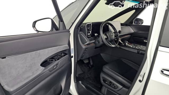 Lexus LM II 350h 2.5hyb CVT 4WD