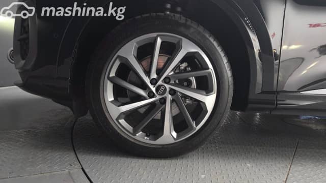 Audi Q5 III 40 TFSI 2.0 AMT 4WD