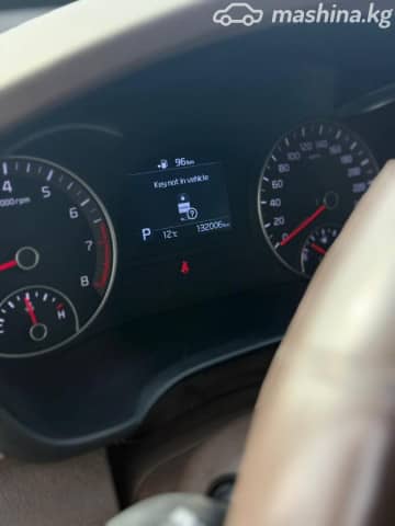 Kia K5 II 2.0 AT