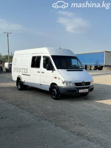 Mercedes-Benz Фургон (4х2)