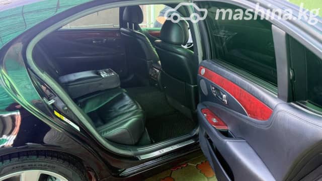 Lexus LS IV 460 L 4.6 AT 4WD