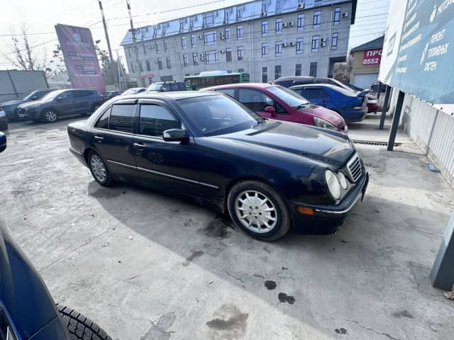 Mercedes-Benz E-Класс II (W210, S210) Рестайлинг 320 3.2 AT