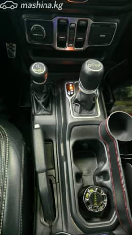 Jeep Wrangler IV (JL) 2.0 AT 4WD