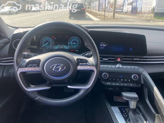 Hyundai Avante VII 1.6 CVT