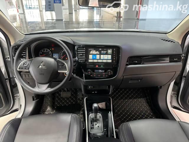 Mitsubishi Outlander III Рестайлинг 3 2.0 CVT