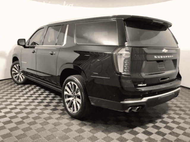 Chevrolet Suburban XII Рестайлинг 6.2 AT 4WD