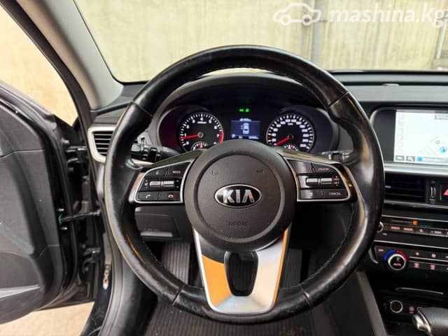 Kia K5 II 2.0 AT