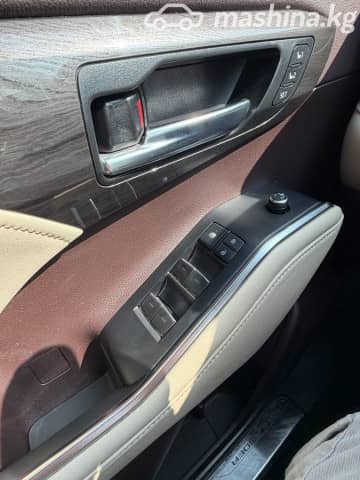 Toyota Highlander IV (U70) 2.5hyb AT 4WD