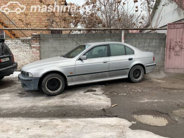 BMW 5 серии IV (E39) 540i 4.4 AT